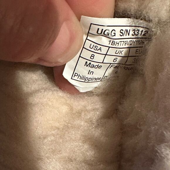 UGG Women’s Ansley Slipper light grey size 8 - Picture 3 of 8